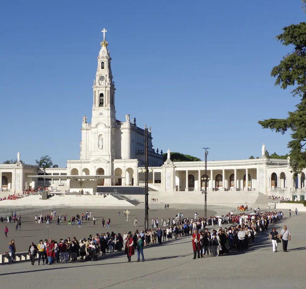 Santuário de Fátima e a Basílica do Rosário