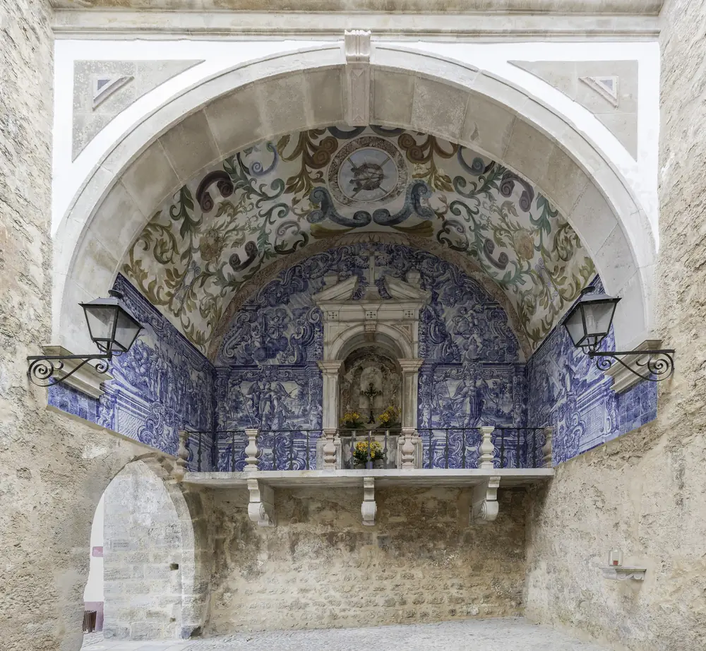 Oratório da Porta da Vila, Óbidos